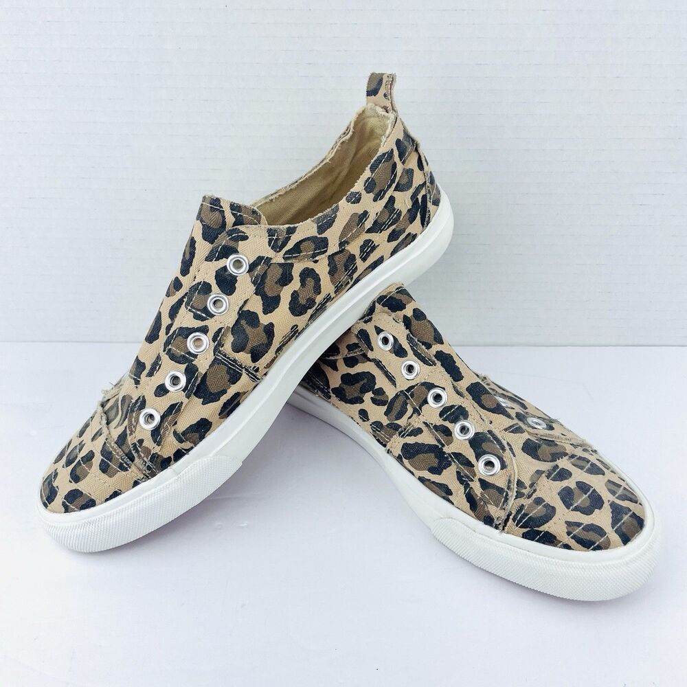 Corkys Womens SZ 8 Babalu Animal Print Slip On Canvas Sneakers Shoes Laceless